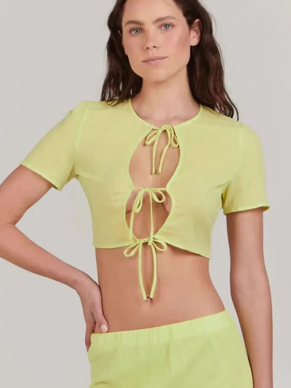NEW Charlie Holiday Tie Front Tee Shirt Women’s 4